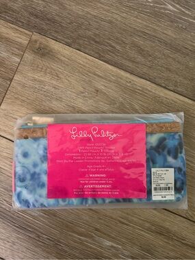 NWT Lilly Pulitzer Blue and Cork Zip Pencil Case